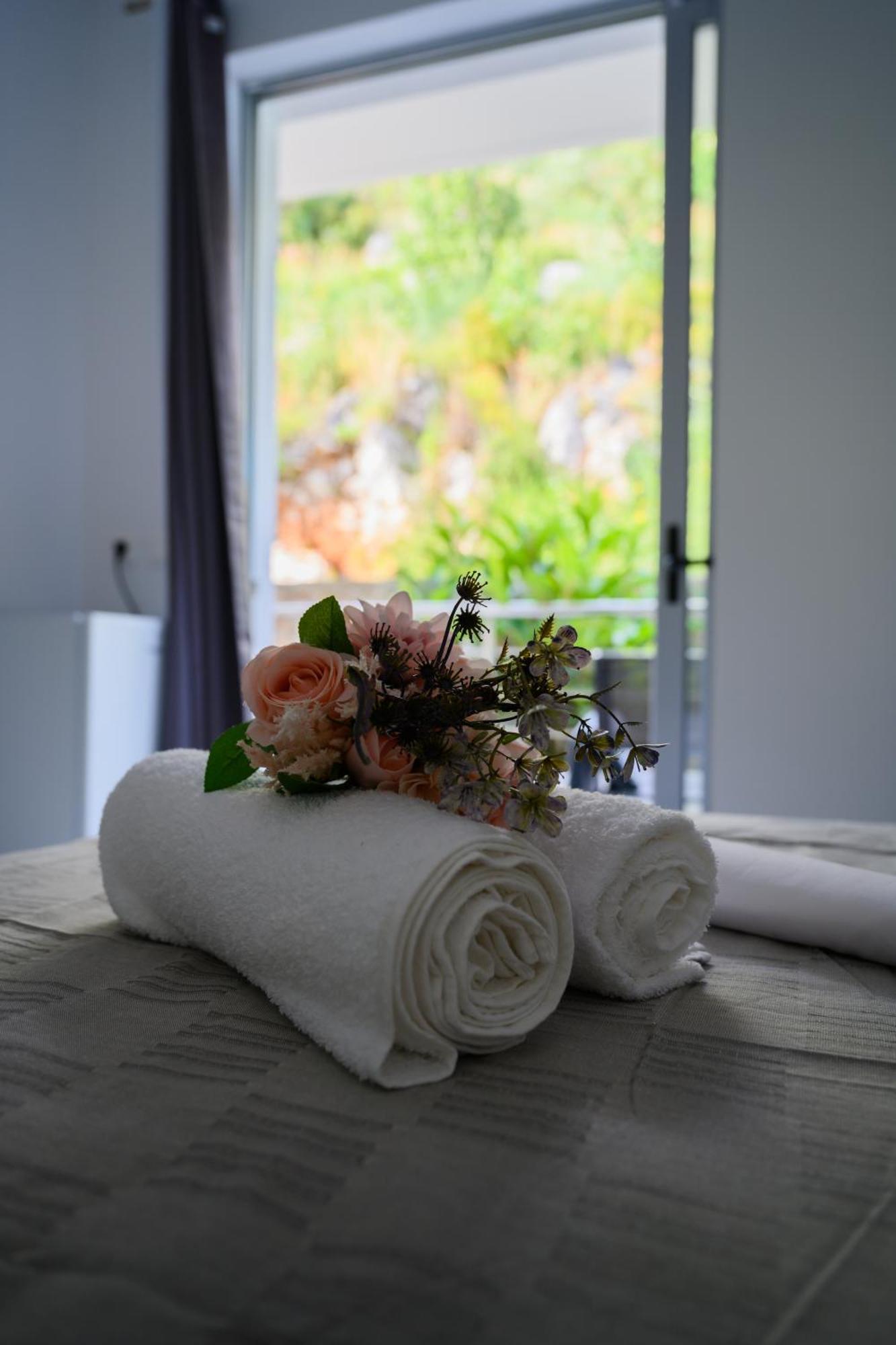 Ionian Pearl Apartment *